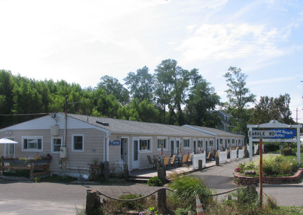 Southold Beach Motel Exterior photo